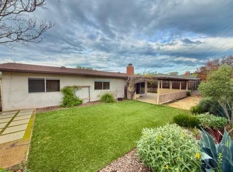 Building Photo - 334 Calor Dr