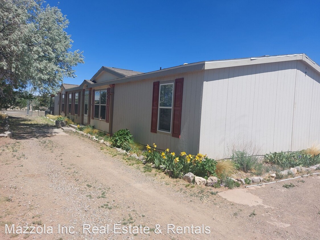4 br, 2 bath House 64A Luke Rd House for Rent in Moriarty, NM