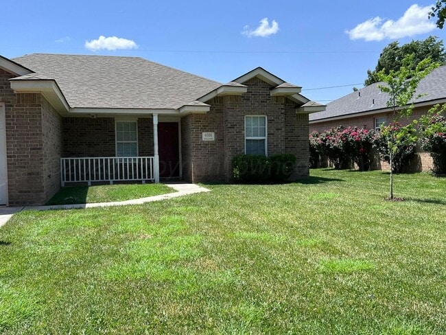 Building Photo - Sale or Lease Home in Tradewinds