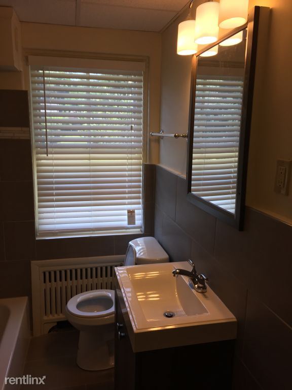 Foto del edificio - 2703 Hollywood Ct