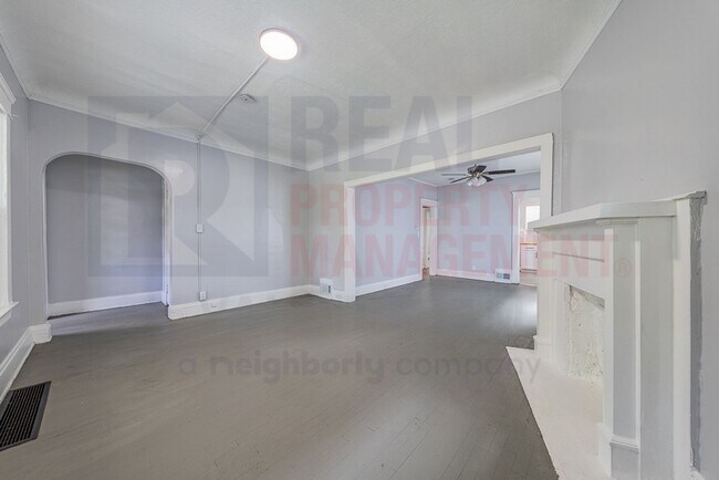 Building Photo - 3473 E 118th St