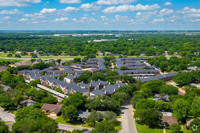 Aerial View of The Estates at Ridglea Hills - The Estates at Ridglea Hills