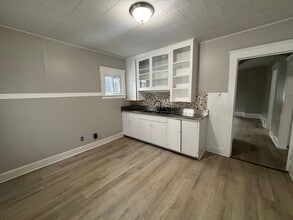 Building Photo - 3543 W 50th St