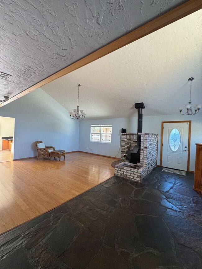 Building Photo - 21445 Wilcox Rd