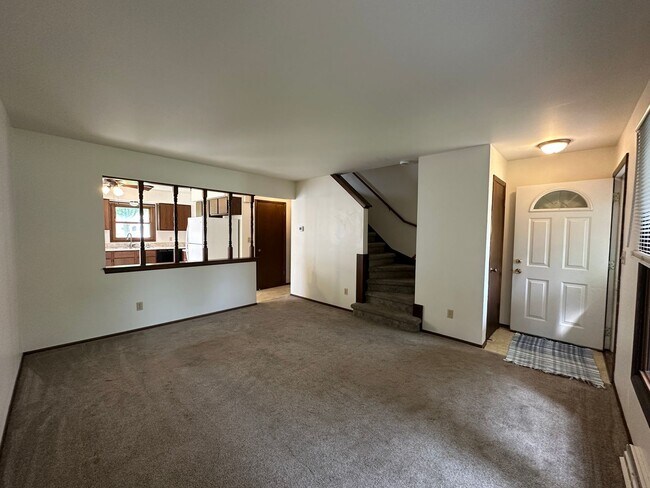 Foto del edificio - 3BD Townhome in Hartridge