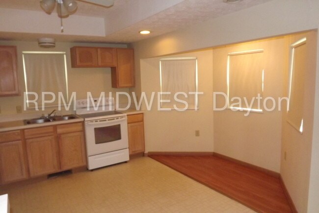 Foto del edificio - 2144 Arthur Ave