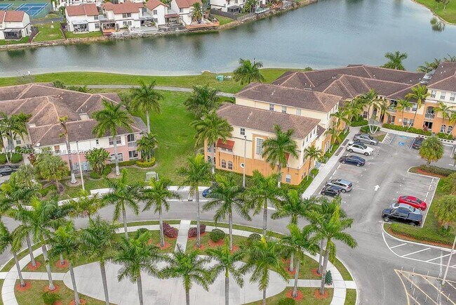 Foto del edificio - 10012 NW 7th St