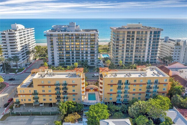 Foto del edificio - 8888 Collins Ave
