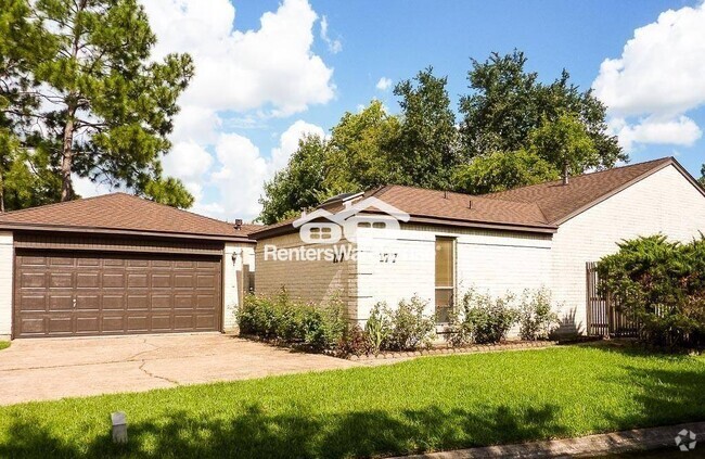 Building Photo - 12800 Briar Forest Dr