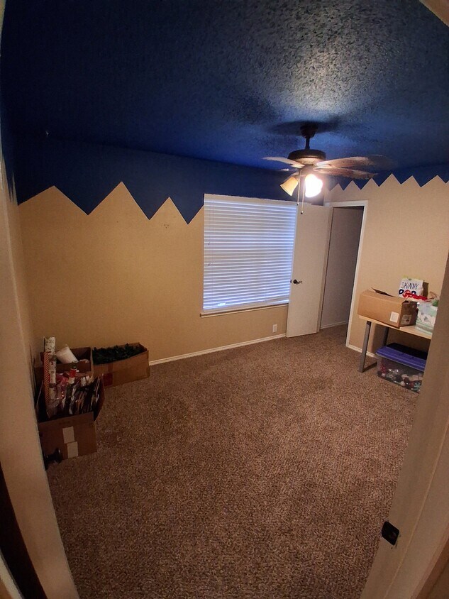 Foto del edificio - 2317 Capeland Dr