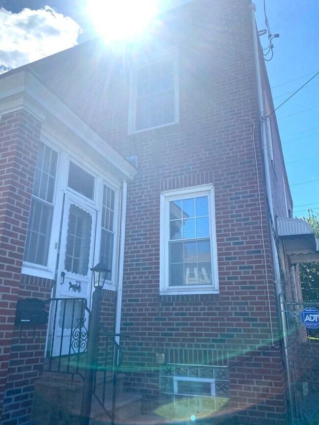 Foto del edificio - 5817 Keystone St