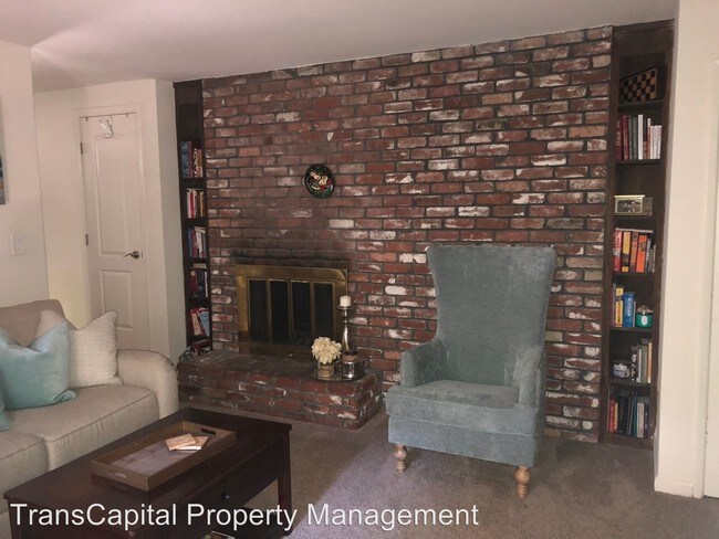 Building Photo - 515 18th St