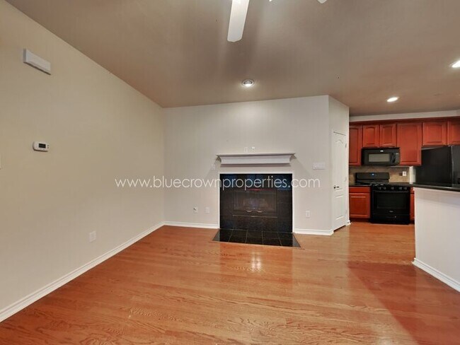 Building Photo - 6835 Pistoia Dr