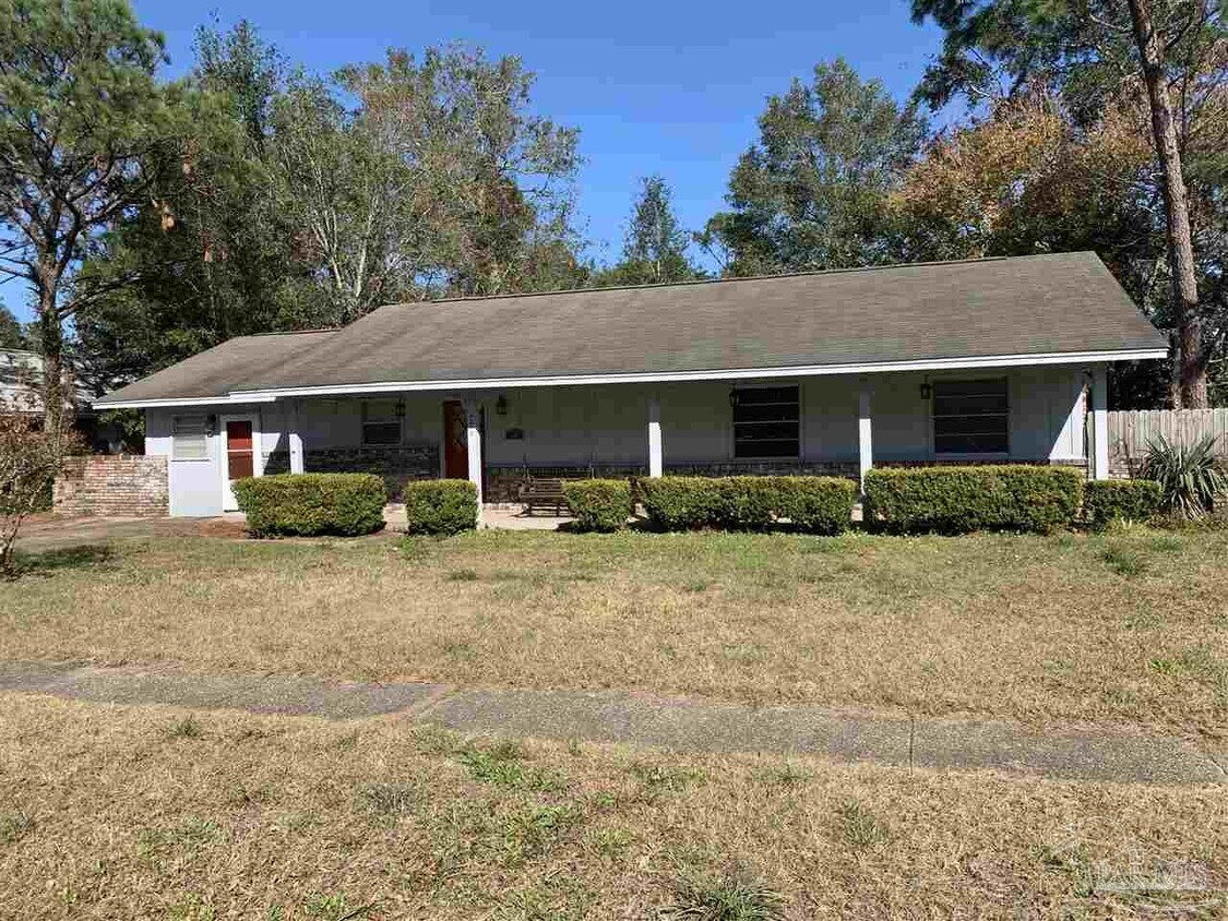 Primary Photo - 4210 Rosebud Ct