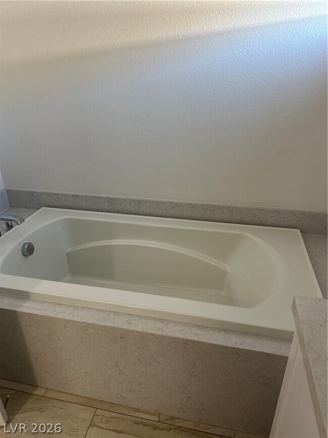 Foto del edificio - 2570 Apricot Ln