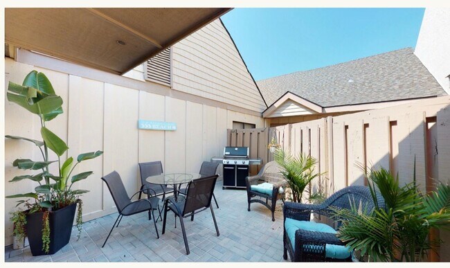 Foto del edificio - 786 queens grant