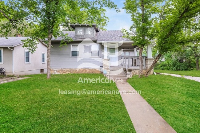 Building Photo - 6929 Chestnut Ave