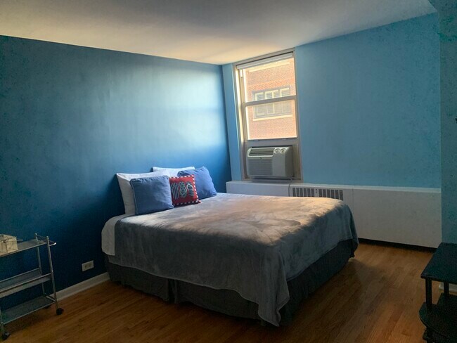 Foto del edificio - 3950 N Lake Shore Dr
