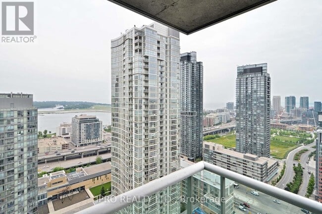 Building Photo - 81-3581 Navy Wharf Ct