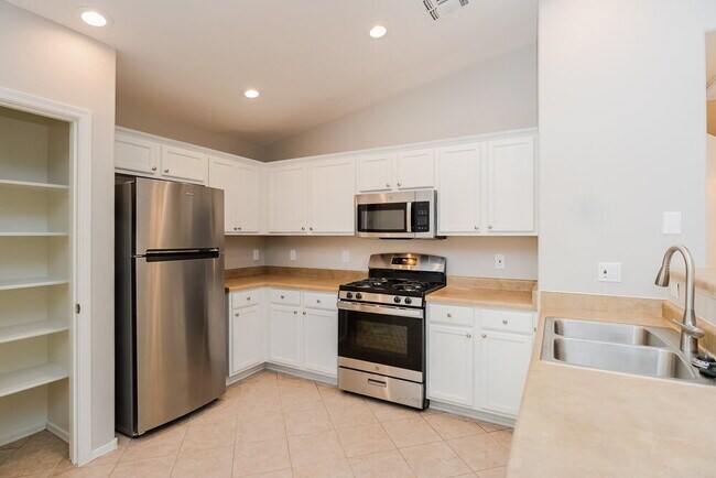 Foto del edificio - 3530 S Desert Promenade Rd