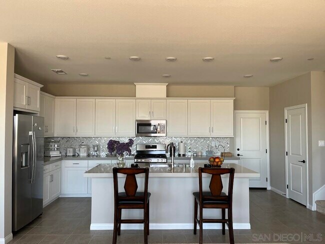 Building Photo - 2108 Trevi Cir