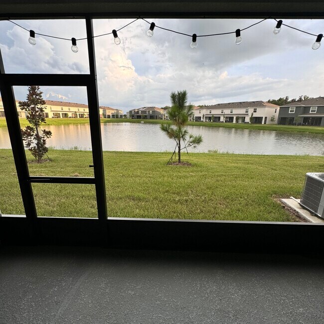 Foto del edificio - 32356 Turtle Grace Lp