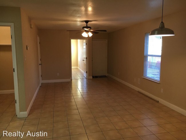 Building Photo - 7003 Bennett Ave