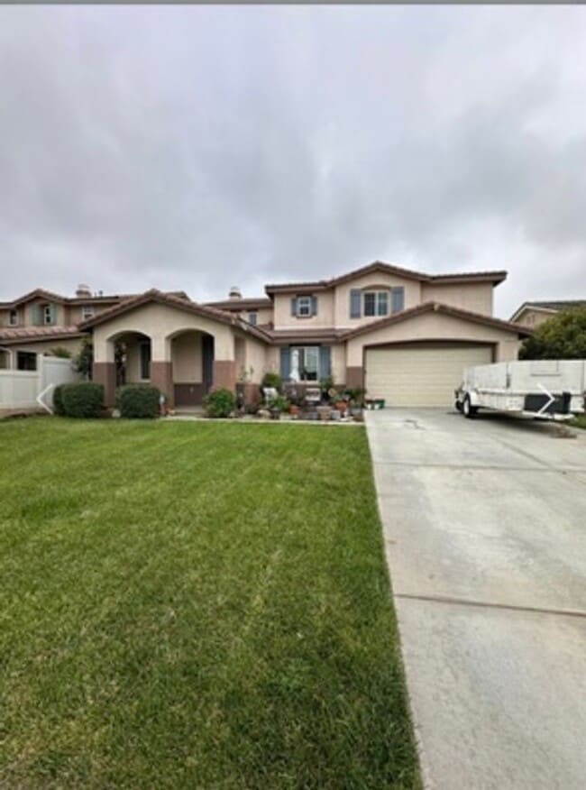 Building Photo - 1577 Leland St