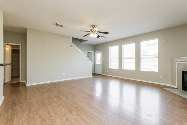 Foto del edificio - 12131 English Brook Cir