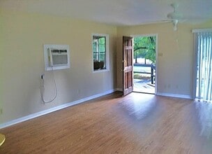 Building Photo - 40 County Rd 2213