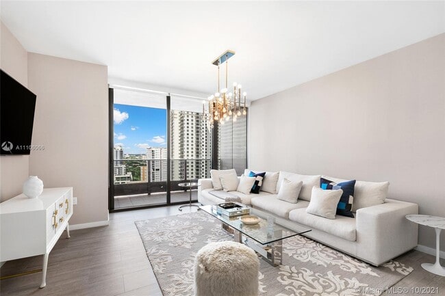 Building Photo - 1000 Brickell Plaza
