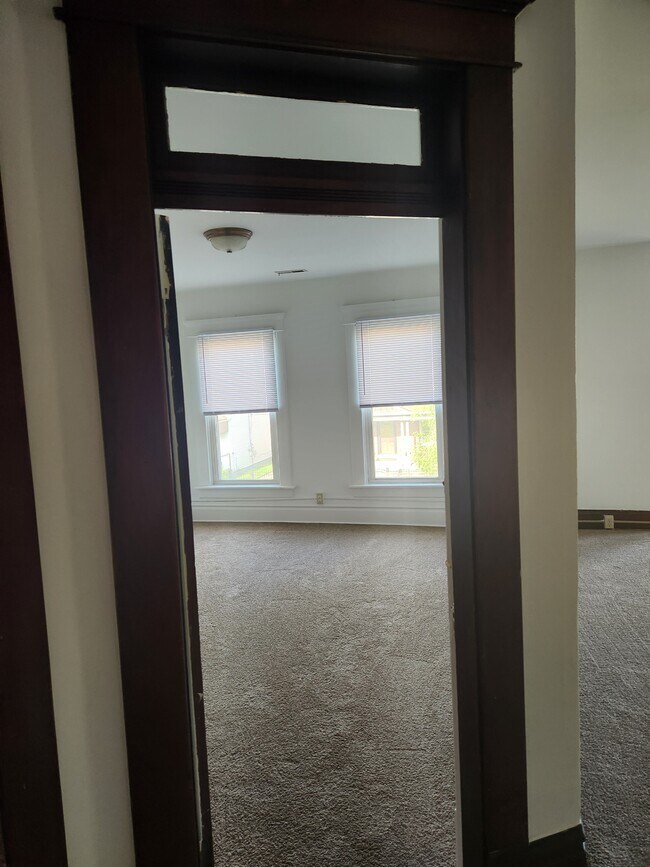 Front bedroom - 71 Martin Ave