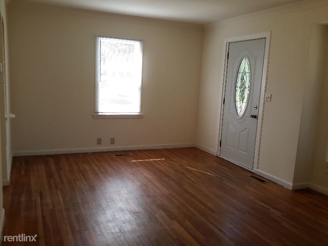 Building Photo - 4 br, 2 bath House - 402 Wolfe Ave