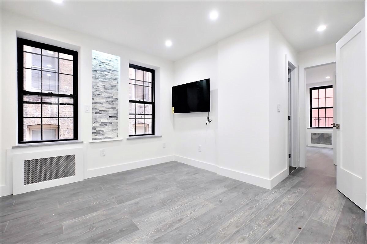 Foto principal - 80 Seaman Ave