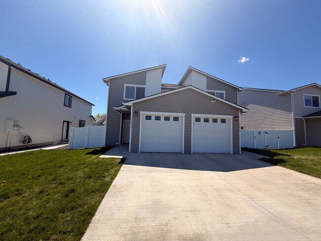 Foto del edificio - 13817 W Redding Dr