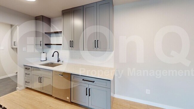 Foto del edificio - 6038 Calloway Ct