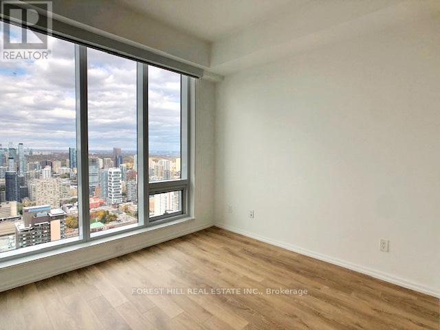 Photo du bâtiment - 197 Yonge St