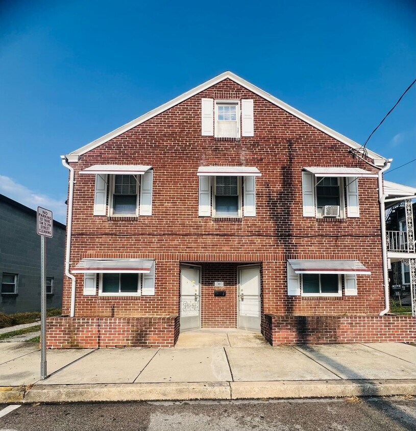Primary Photo - Available Now in West York!