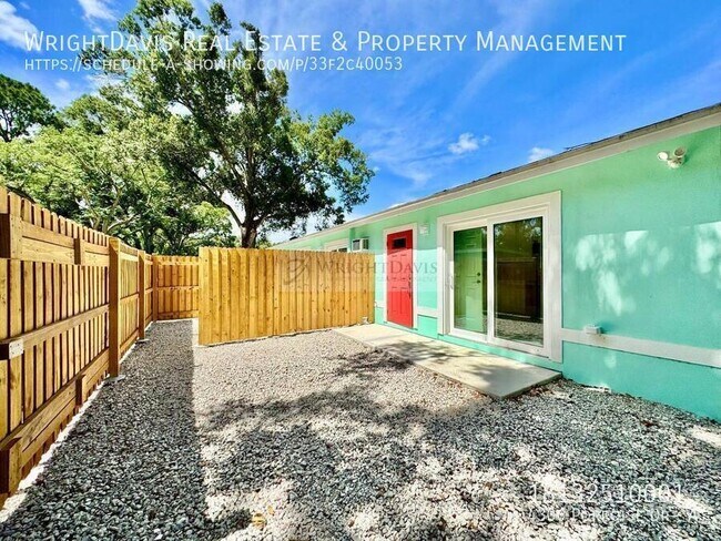 Foto del edificio - 4306 Porpoise Dr