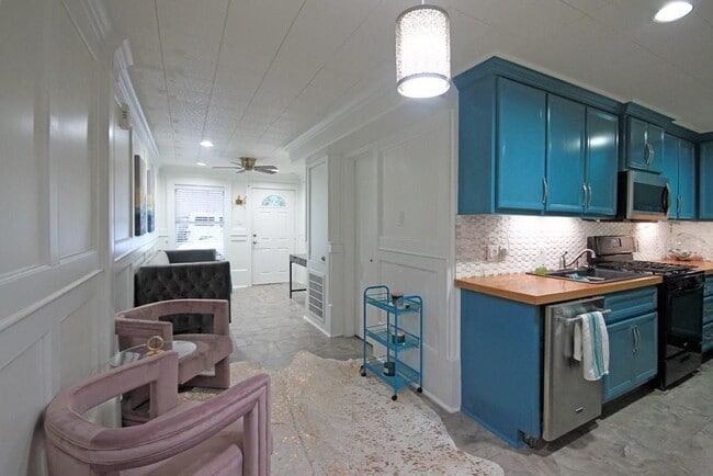 Foto del edificio - 434 Lenard St