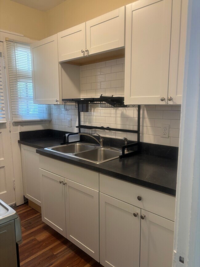 Foto del edificio - Walnut Apartments