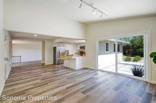 Building Photo - 3 br, 2 bath House - 550 Lasuen Street