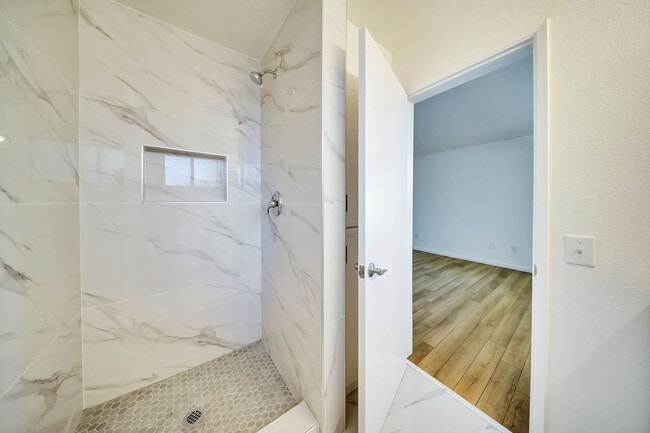 Foto del edificio - 74465 Driftwood Dr