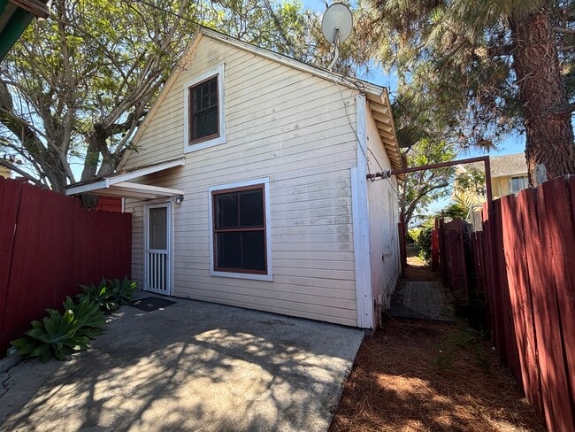 Building Photo - 2948 B St
