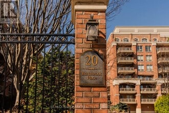 Building Photo - 20 Burkebrook Pl