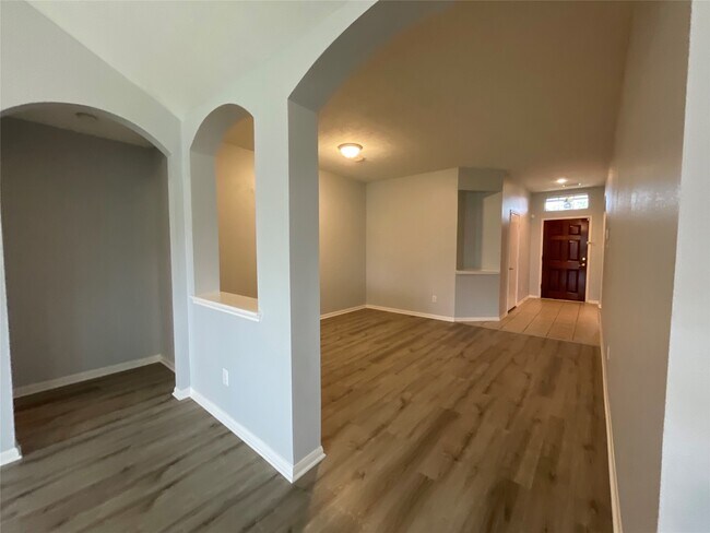 Foto del edificio - 893 Bent Sail Ln