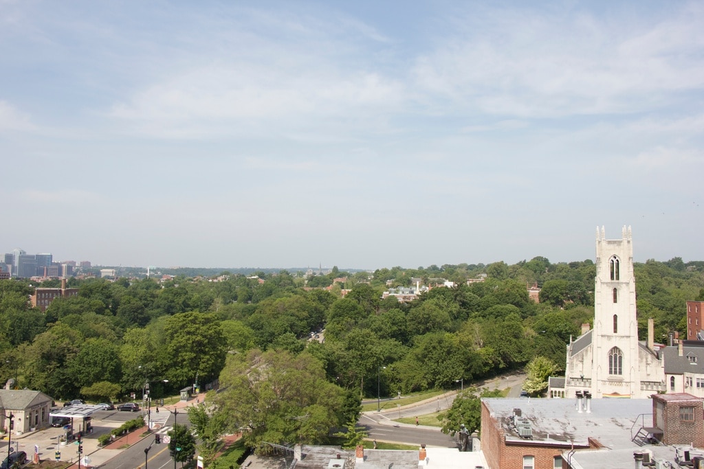 Primary Photo - 2141 P St NW