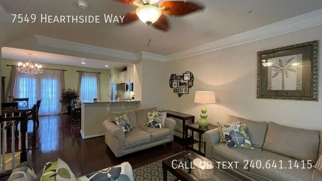 Foto del edificio - 7549 Hearthside Way