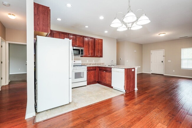 Foto del edificio - 4001 Blue Mountain Cir