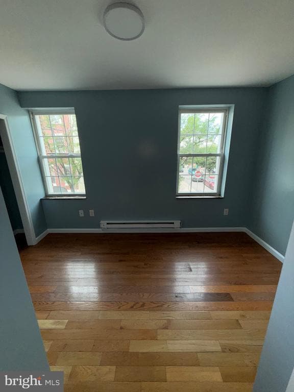 Building Photo - 1529 S 5th St